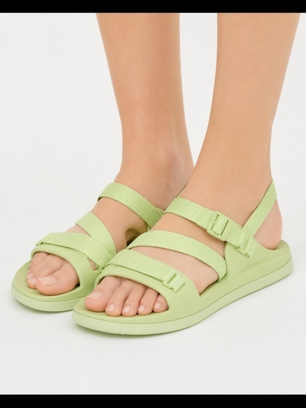 Chaco Junior Lime Green Slingback Sport Sandals Size 5